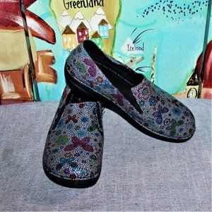 EUC LADIE SPRING STEP CLOGS - BLK/MULTI- 10.
